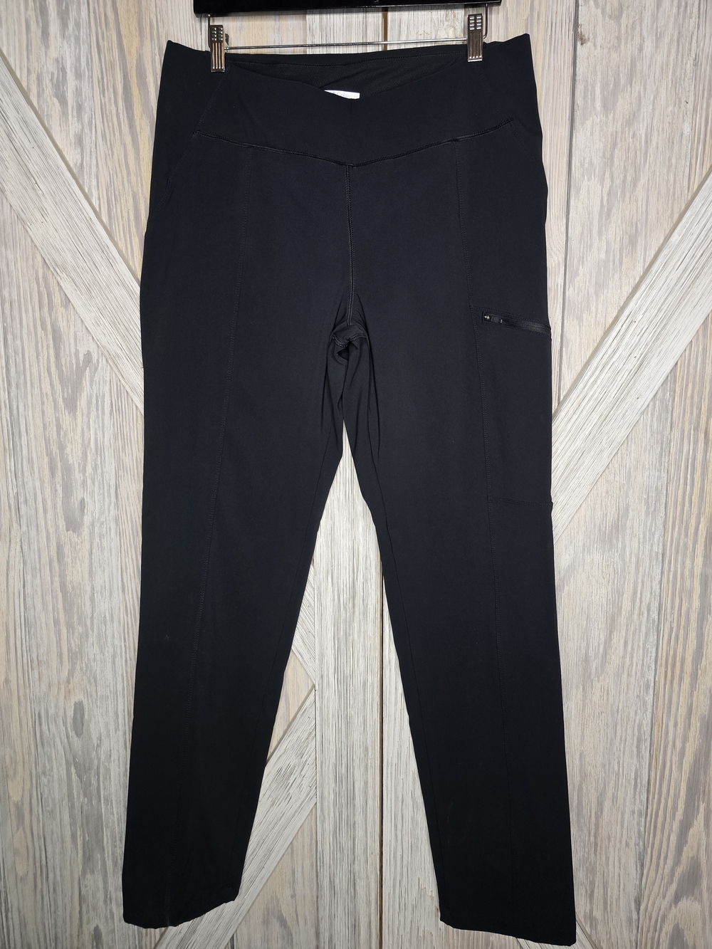 Columbia Performance Leggings • XL